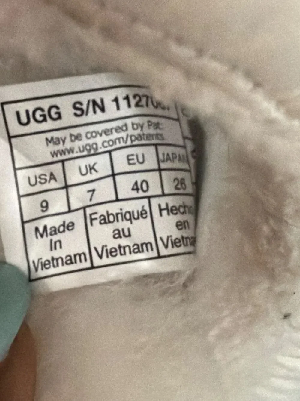 Ugg Women’s Maxi Logo Quilted Puff Platform Slides Size 9